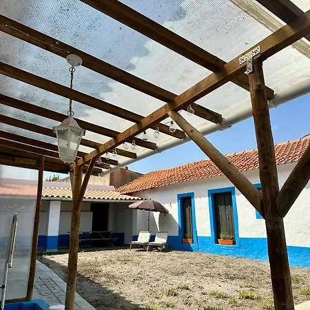 Casal Do Pequeno * 阿尔科巴萨